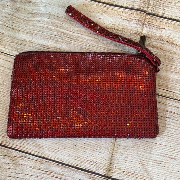 Metallic Mesh Bow Accent Wristlet Evening Bag - Picture 2 of 4